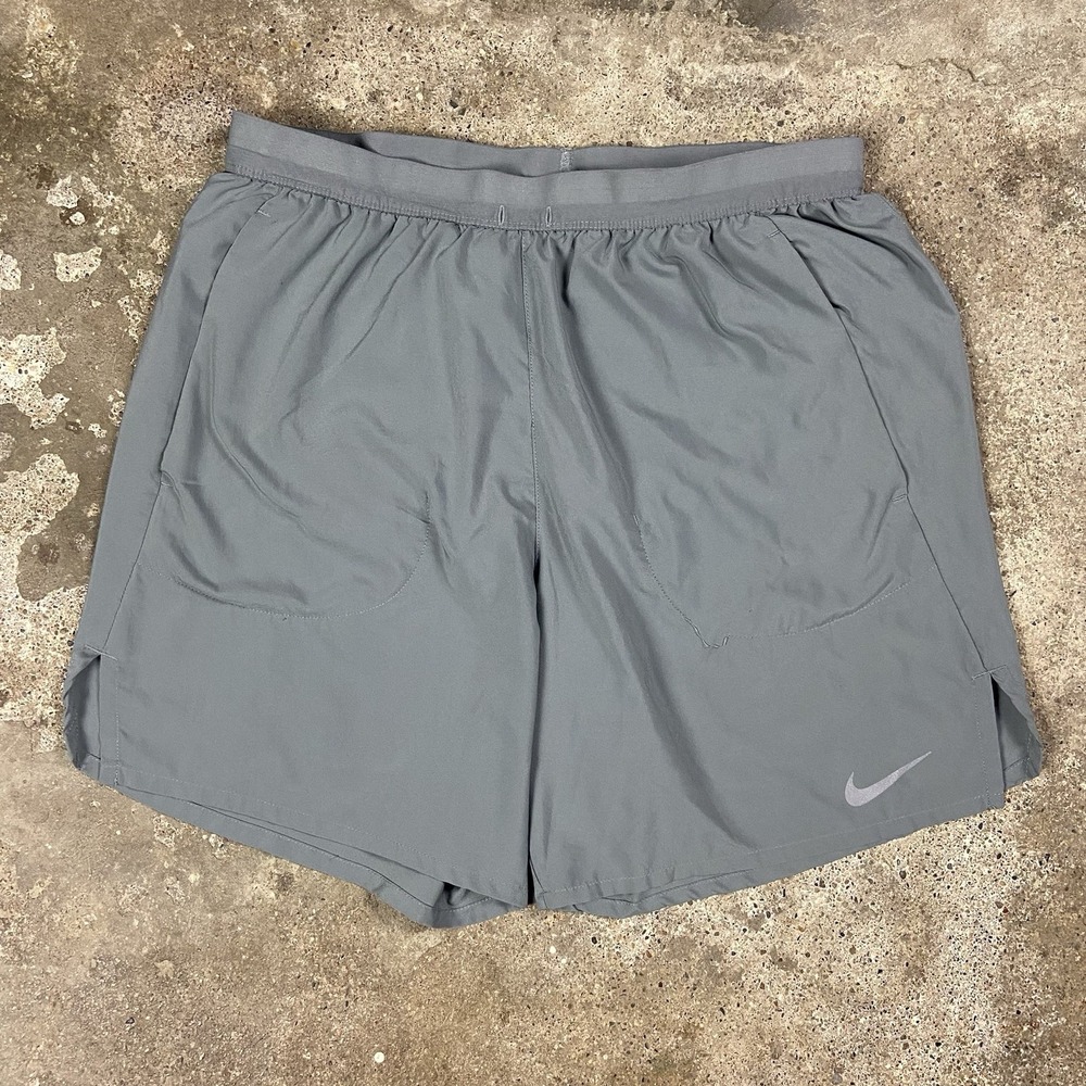 Nike Dri-FIT Running Shorts Size Medium Gray Mesh  Swoosh Logo CJ5459-085